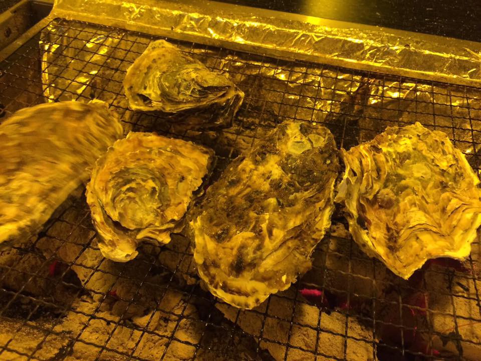 宮城県産と広島県産二種類の牡蠣を用意してます。【出張牡蠣小屋】牡蠣奉行inイオンモール川口
